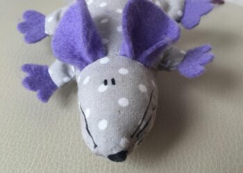 DIY Cat Toys Easy: Fun and Simple Projects for Your Furry Friend