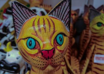Top Interactive Cat Toys for Exercise: Keeping Your Cat Fit and Happy